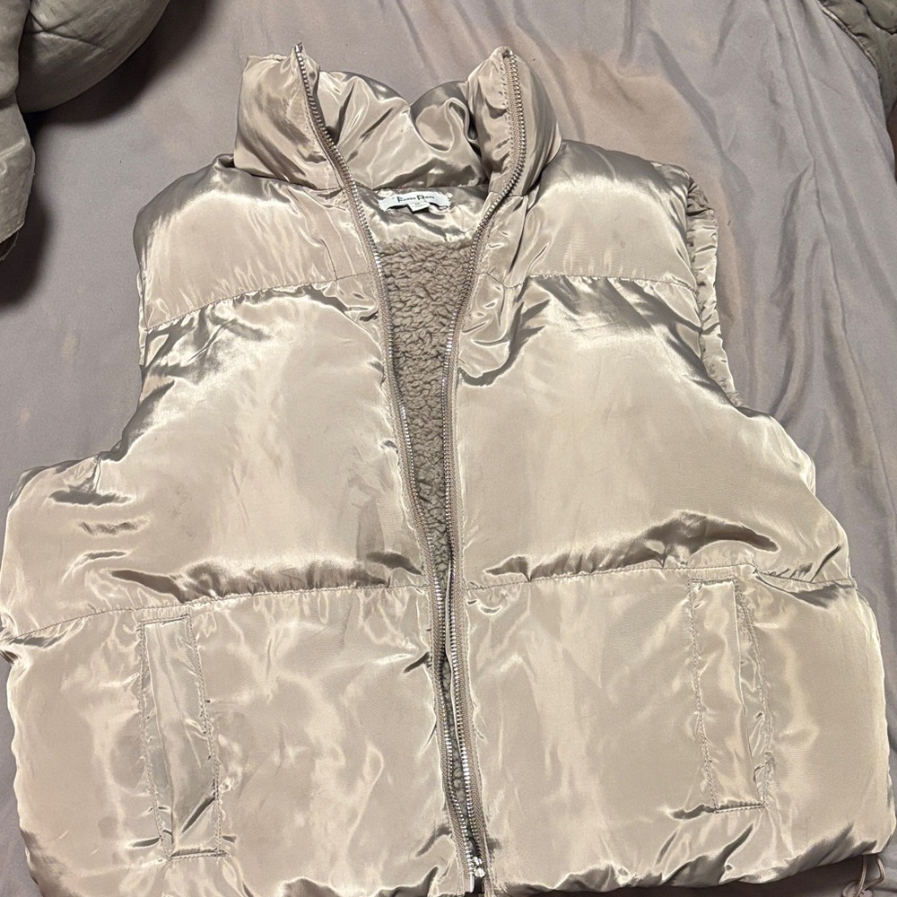 Women's Cream Puffer Vest
